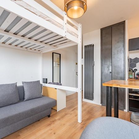Charlemagne - Studio Confortable Avec Parking Gratuit - Quelques Pas De La Gare, Cuisine, Wifi Lägenhet Arras Exteriör bild