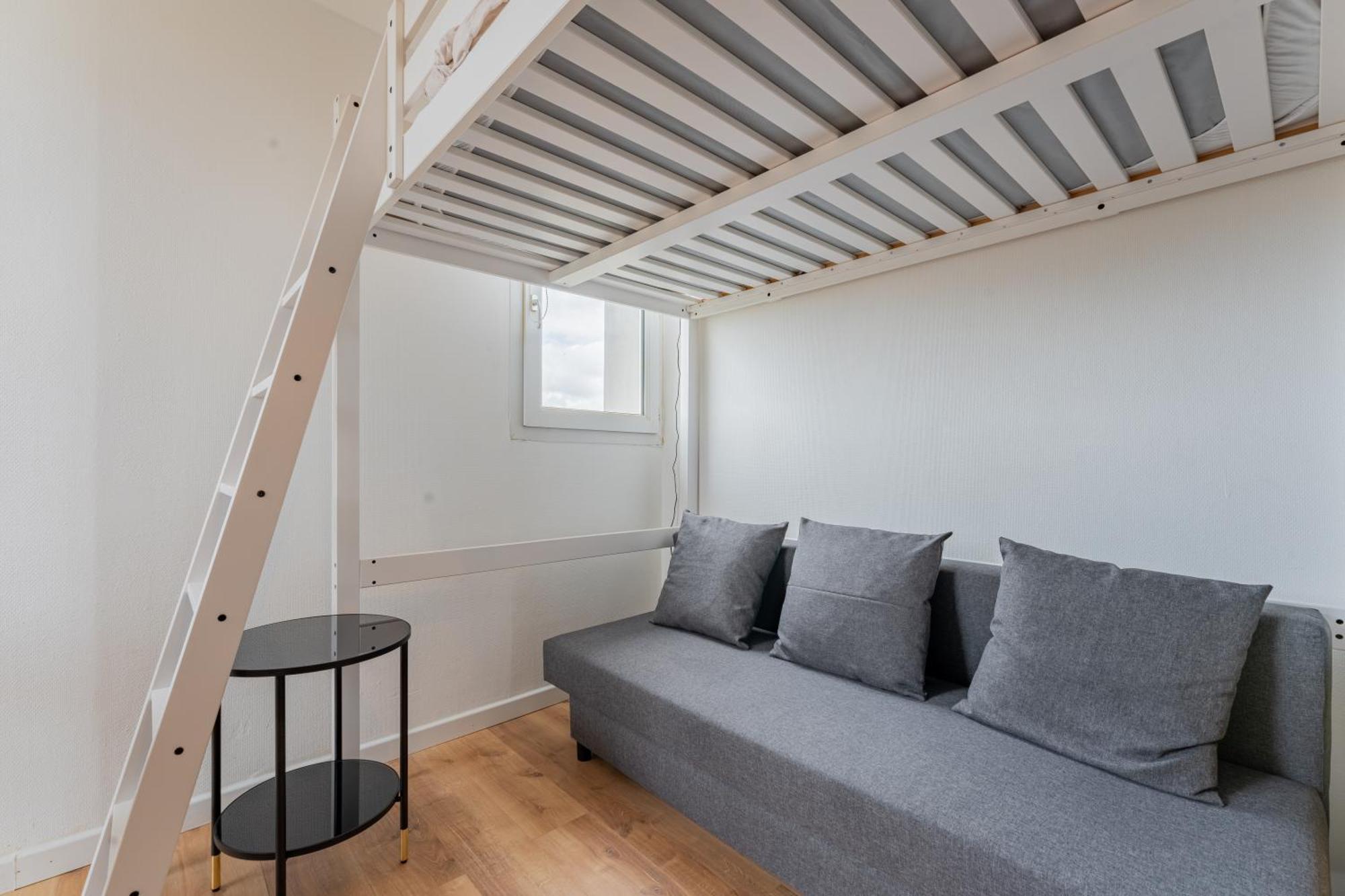 Charlemagne - Studio Confortable Avec Parking Gratuit - Quelques Pas De La Gare, Cuisine, Wifi Lägenhet Arras Exteriör bild